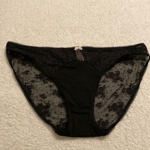 NWT Victoria’s Secret black bikini panties with floral lace back Size XL